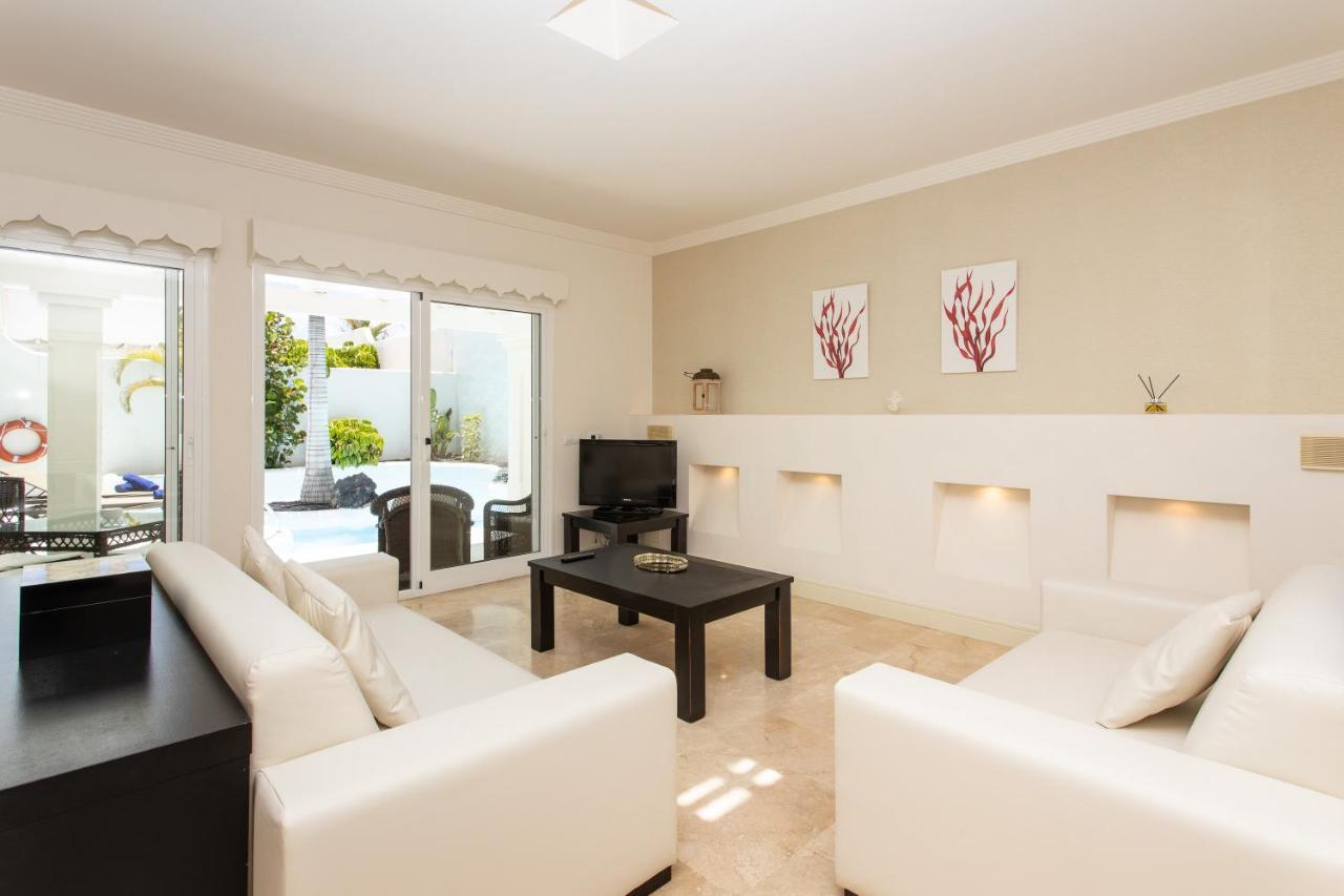 Villa 10.3 Corralejo Exteriör bild